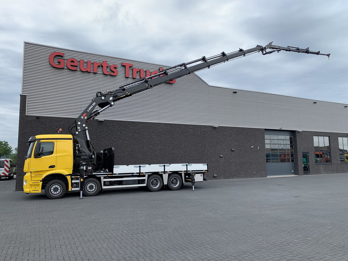 Geurts Trucks B.V. - Material handling equipment LINDE undefined: picture 33