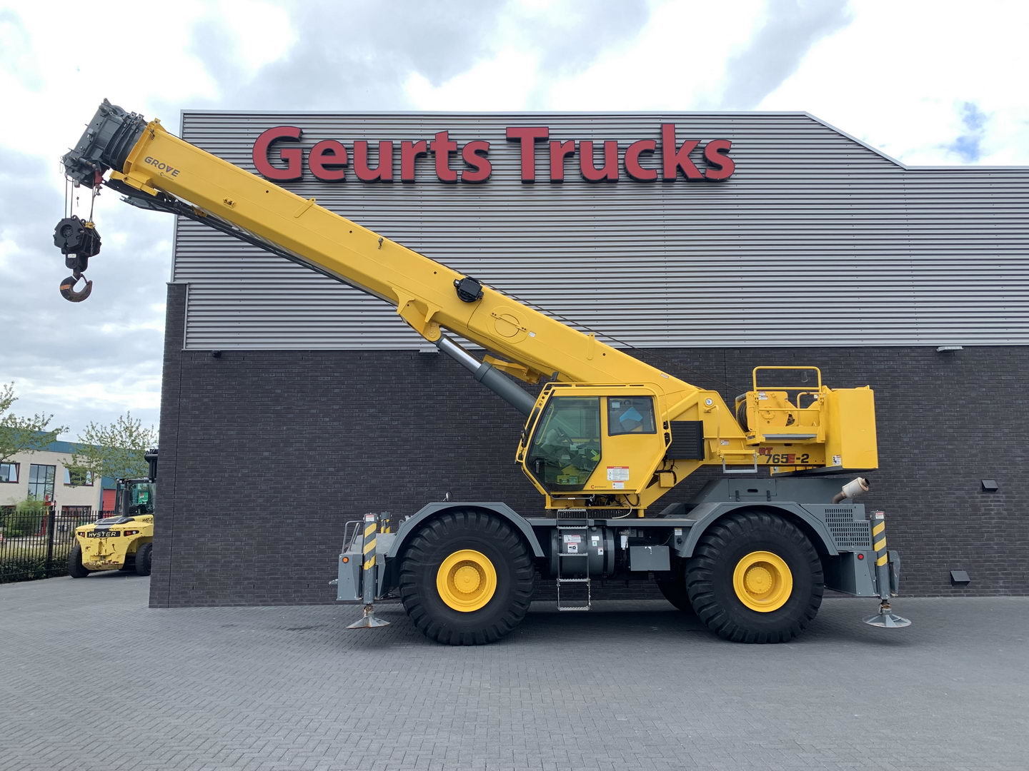 Geurts Trucks B.V. - Material handling equipment undefined: picture 28