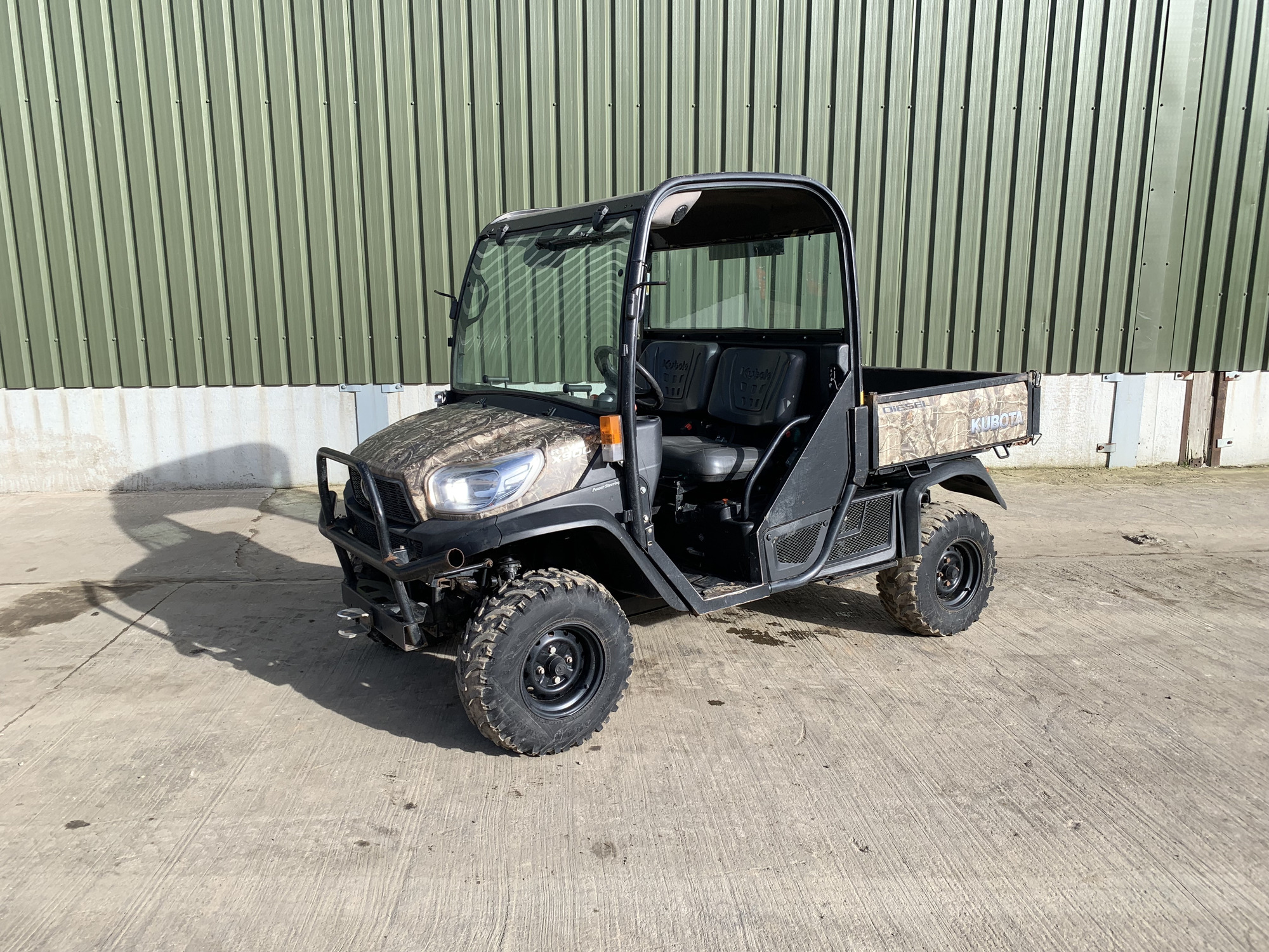 J R Firby LTD - Construction machinery GEHL undefined: picture 3