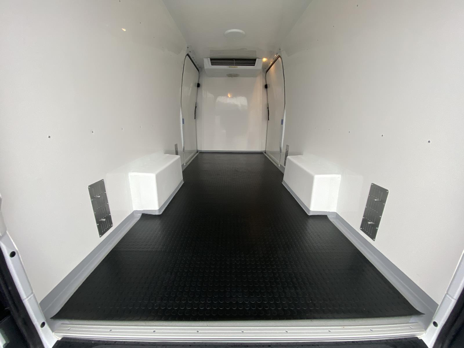 RINZ ROS d.o.o. (GmbH) - vehicles for sale undefined: picture 14