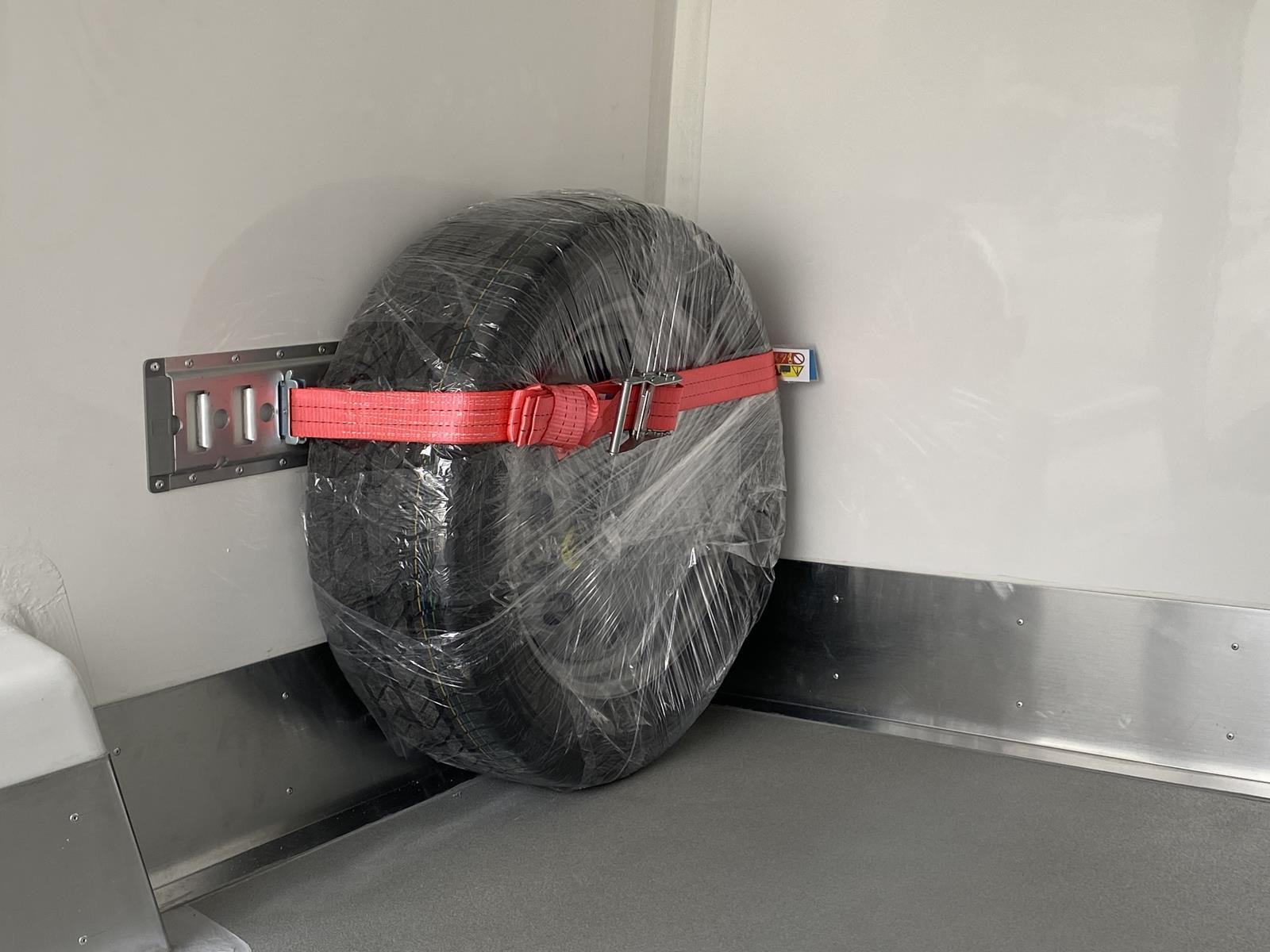 RINZ ROS d.o.o. (GmbH) - vehicles for sale undefined: picture 45