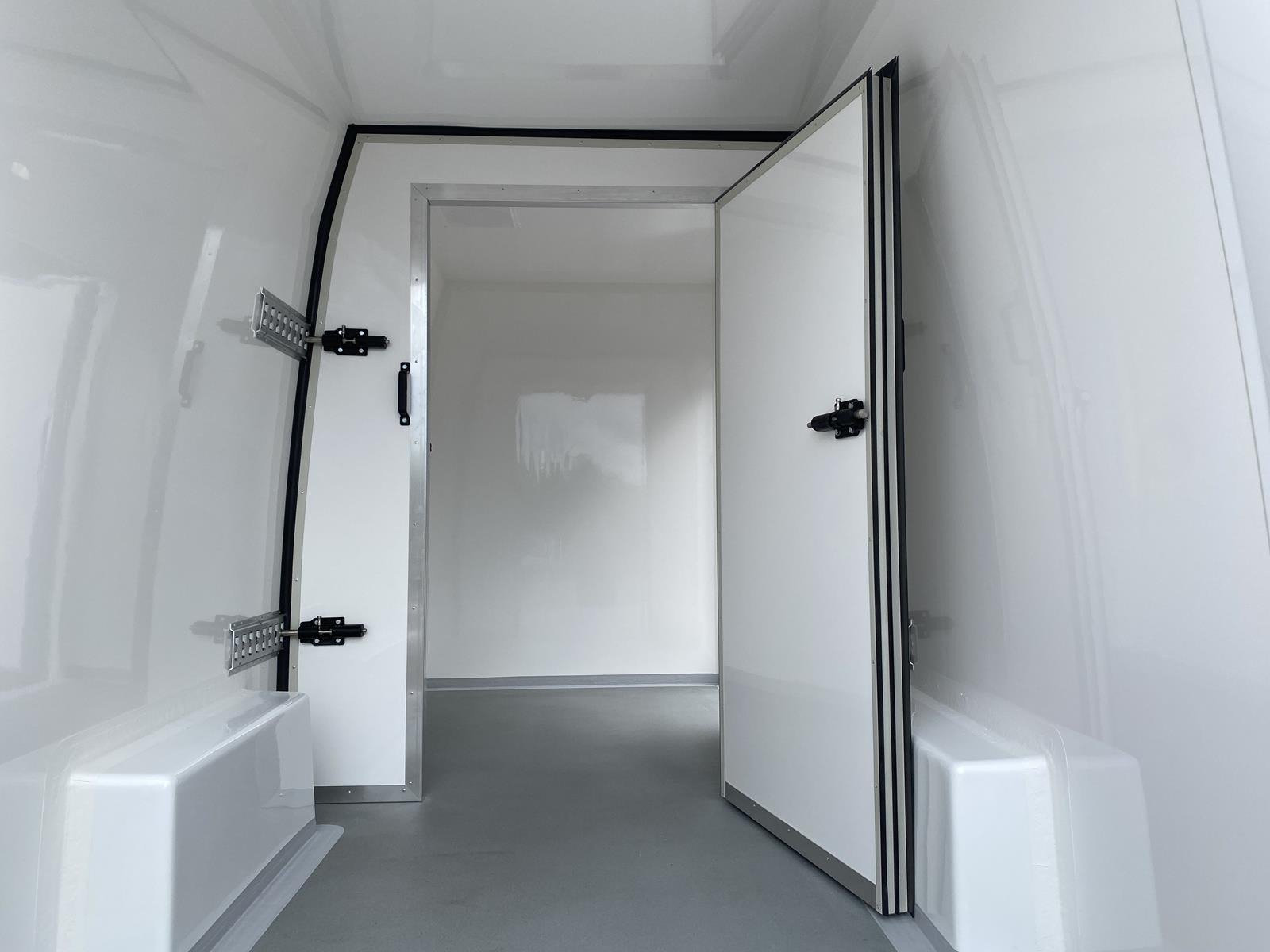 RINZ ROS d.o.o. (GmbH) - vehicles for sale undefined: picture 26