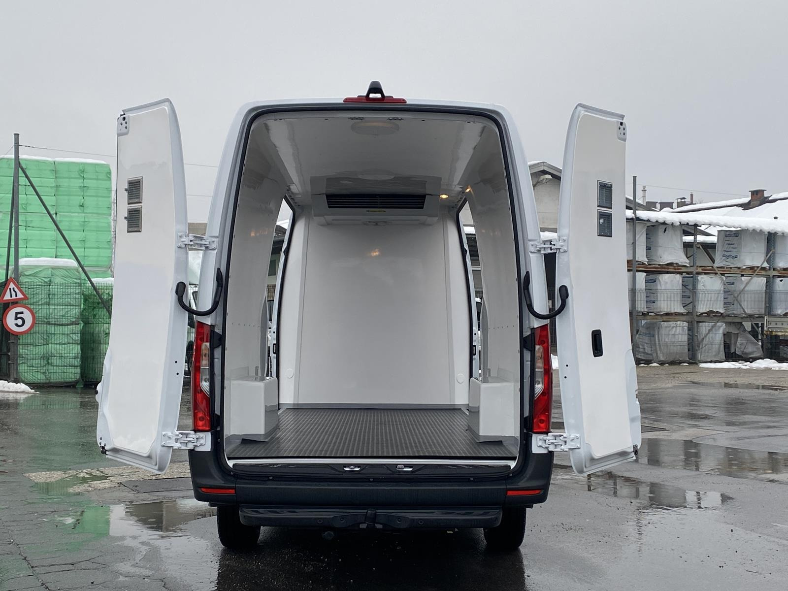 RINZ ROS d.o.o. (GmbH) - vehicles for sale undefined: picture 12