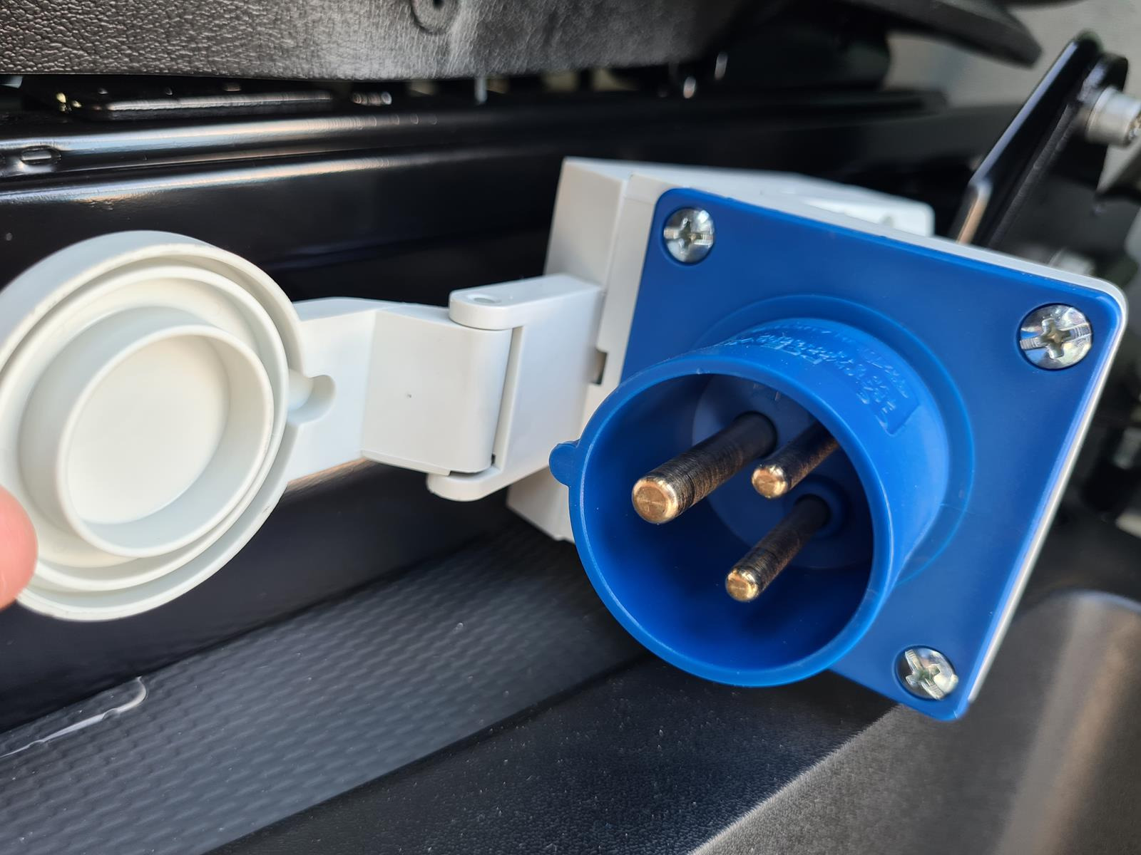 RINZ ROS d.o.o. (GmbH) - vehicles for sale undefined: picture 43