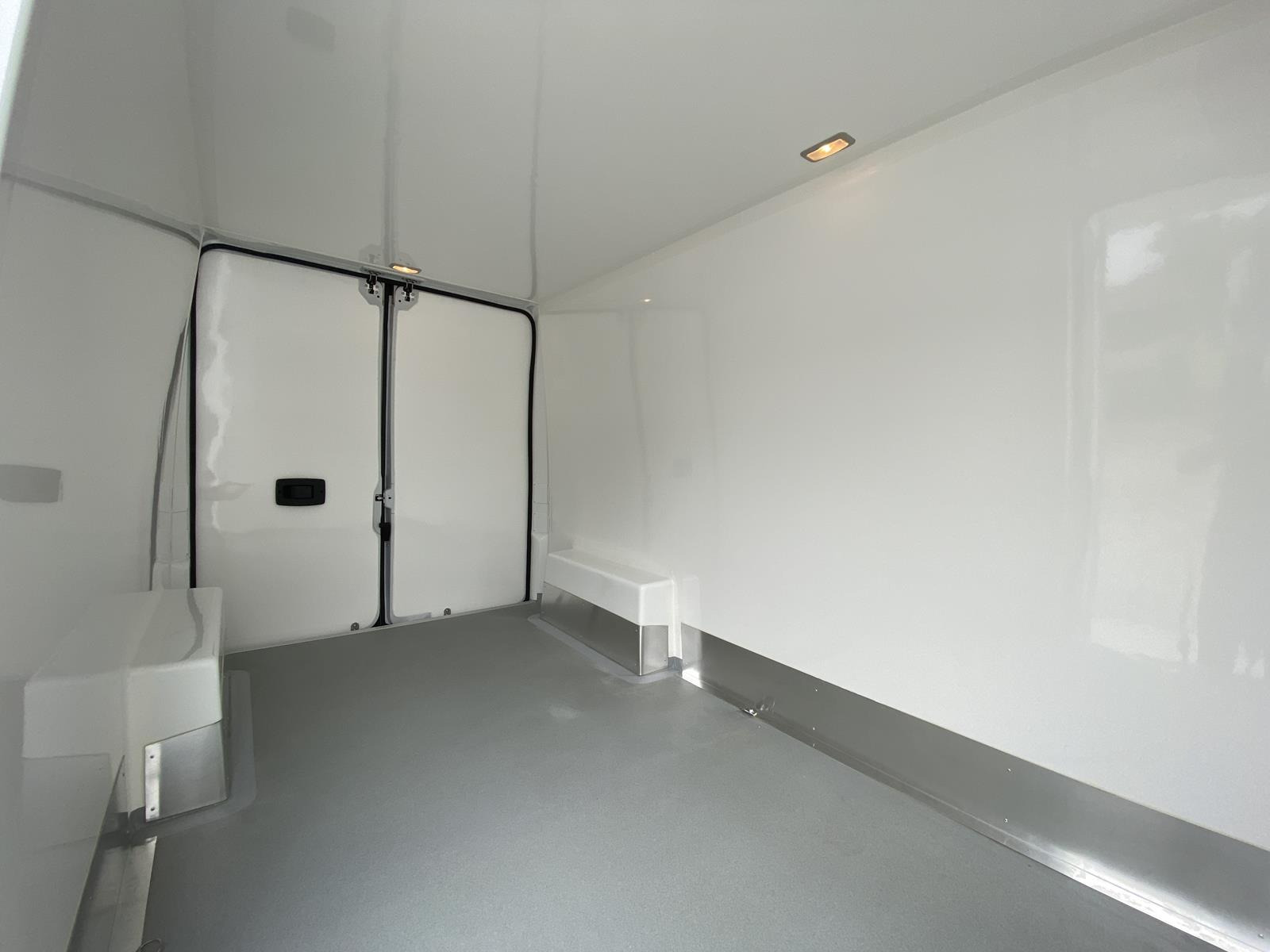 RINZ ROS d.o.o. (GmbH) - vehicles for sale undefined: picture 27