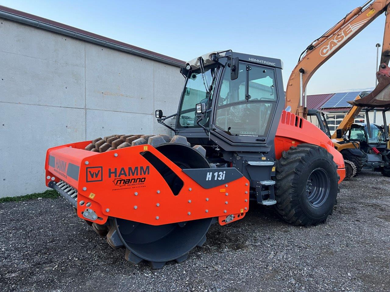 Daniel Manno  Baumaschinenhandel - vehicles for sale undefined: picture 16