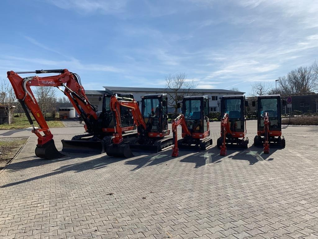 Daniel Manno  Baumaschinenhandel - vehicles for sale undefined: picture 9