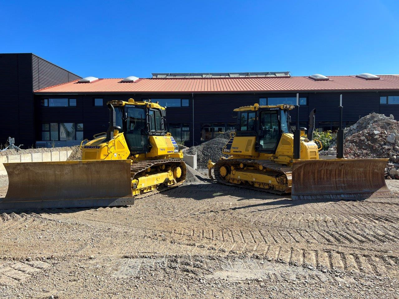 Daniel Manno  Baumaschinenhandel - vehicles for sale undefined: picture 17