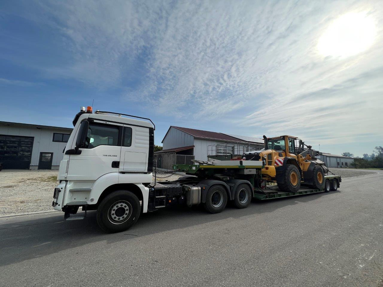 Daniel Manno  Baumaschinenhandel - vehicles for sale undefined: picture 18