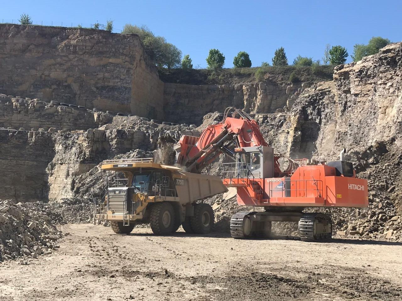 Daniel Manno  Baumaschinenhandel - vehicles for sale undefined: picture 10