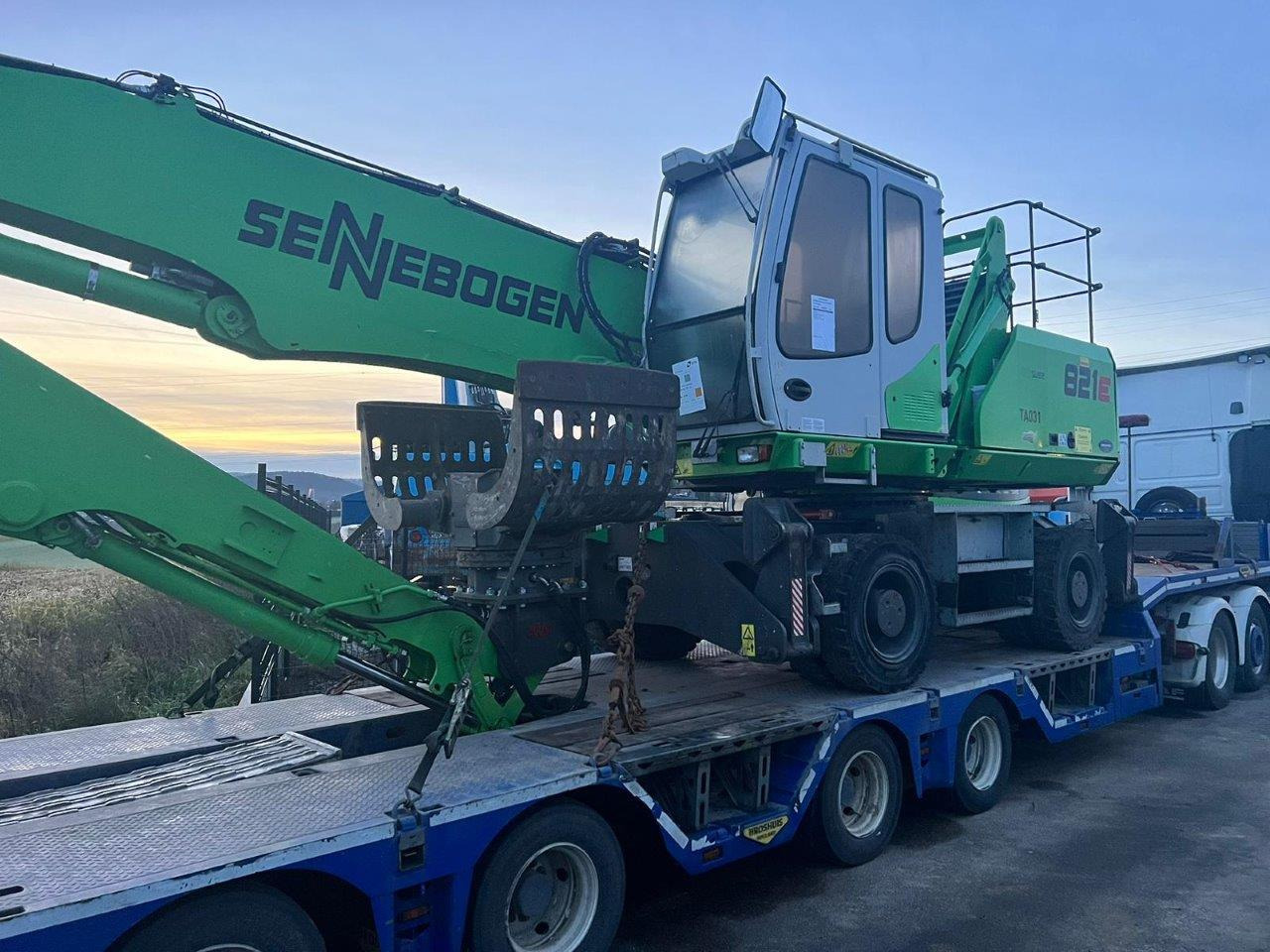 Daniel Manno  Baumaschinenhandel - vehicles for sale undefined: picture 1