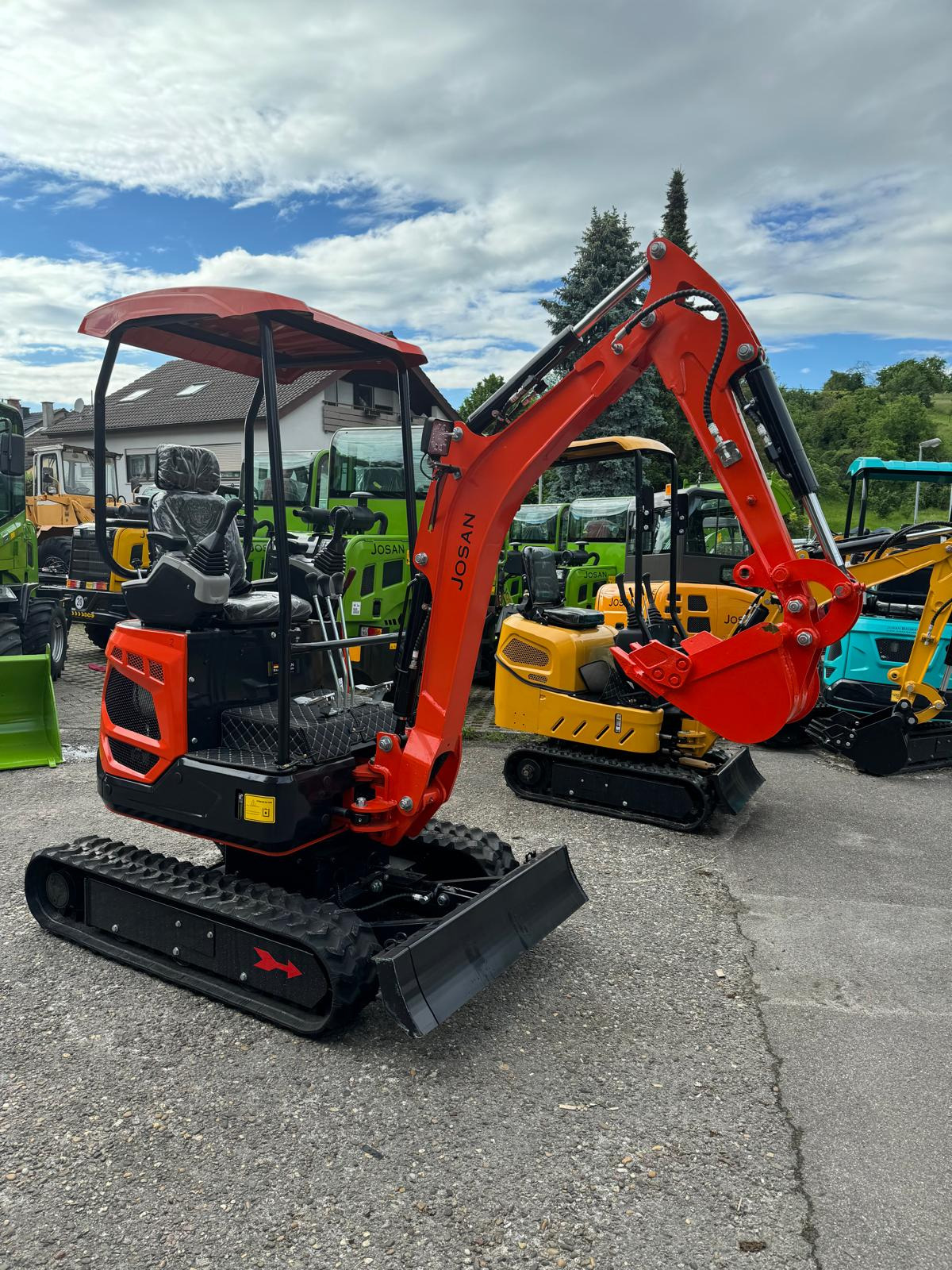 Josan Baumaschinen e.K. Sandra Stapf - vehicles for sale undefined: picture 4