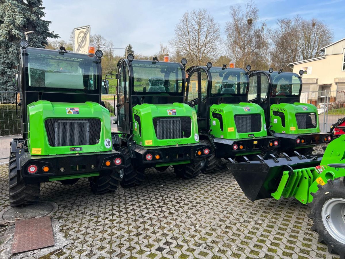 Josan Baumaschinen e.K. Sandra Stapf - vehicles for sale undefined: picture 5