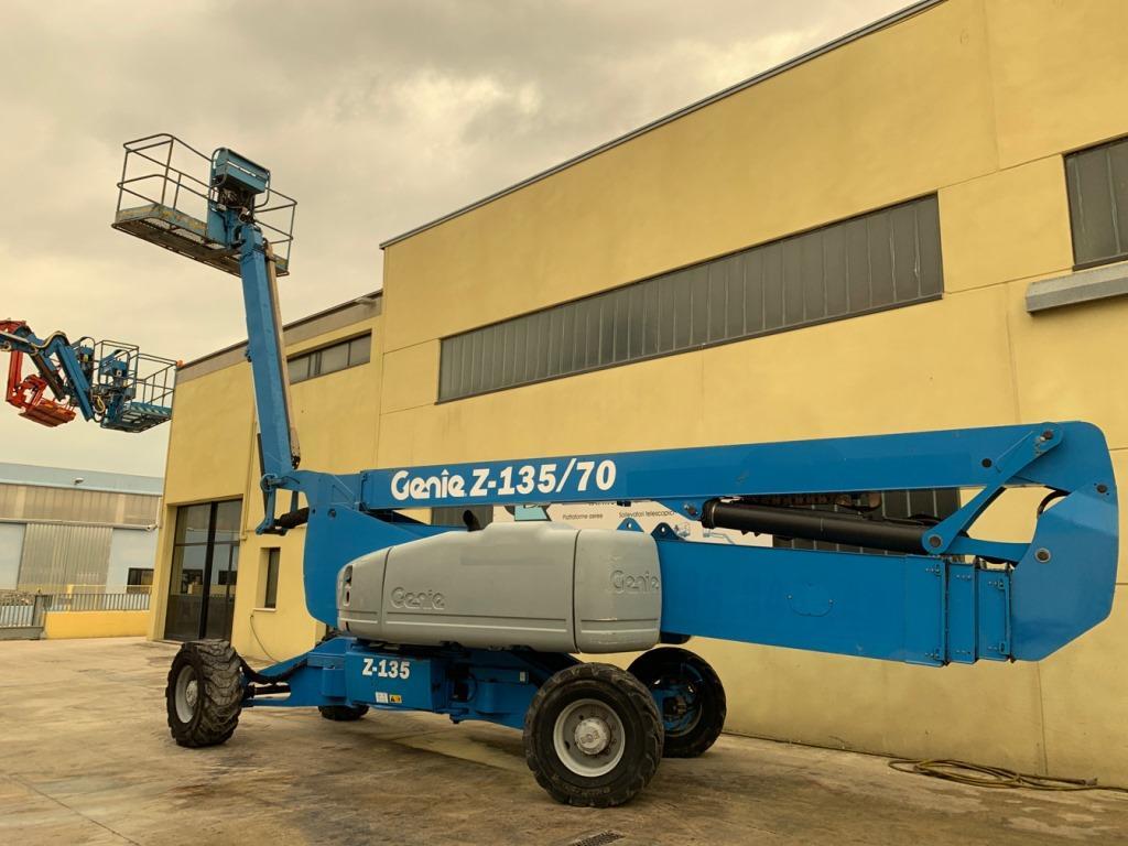 Centro Elevatori SRL - Construction machinery undefined: picture 16