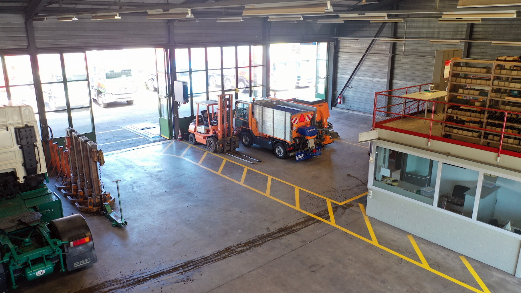 BAFAG  AG - vehicles for sale undefined: picture 9