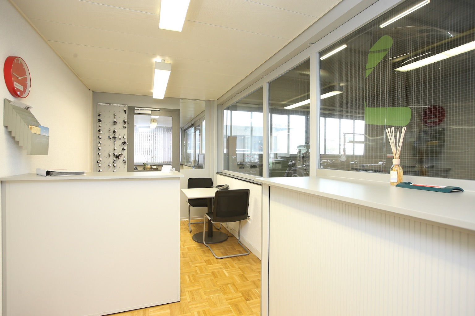 BAFAG  AG - vehicles for sale undefined: picture 10