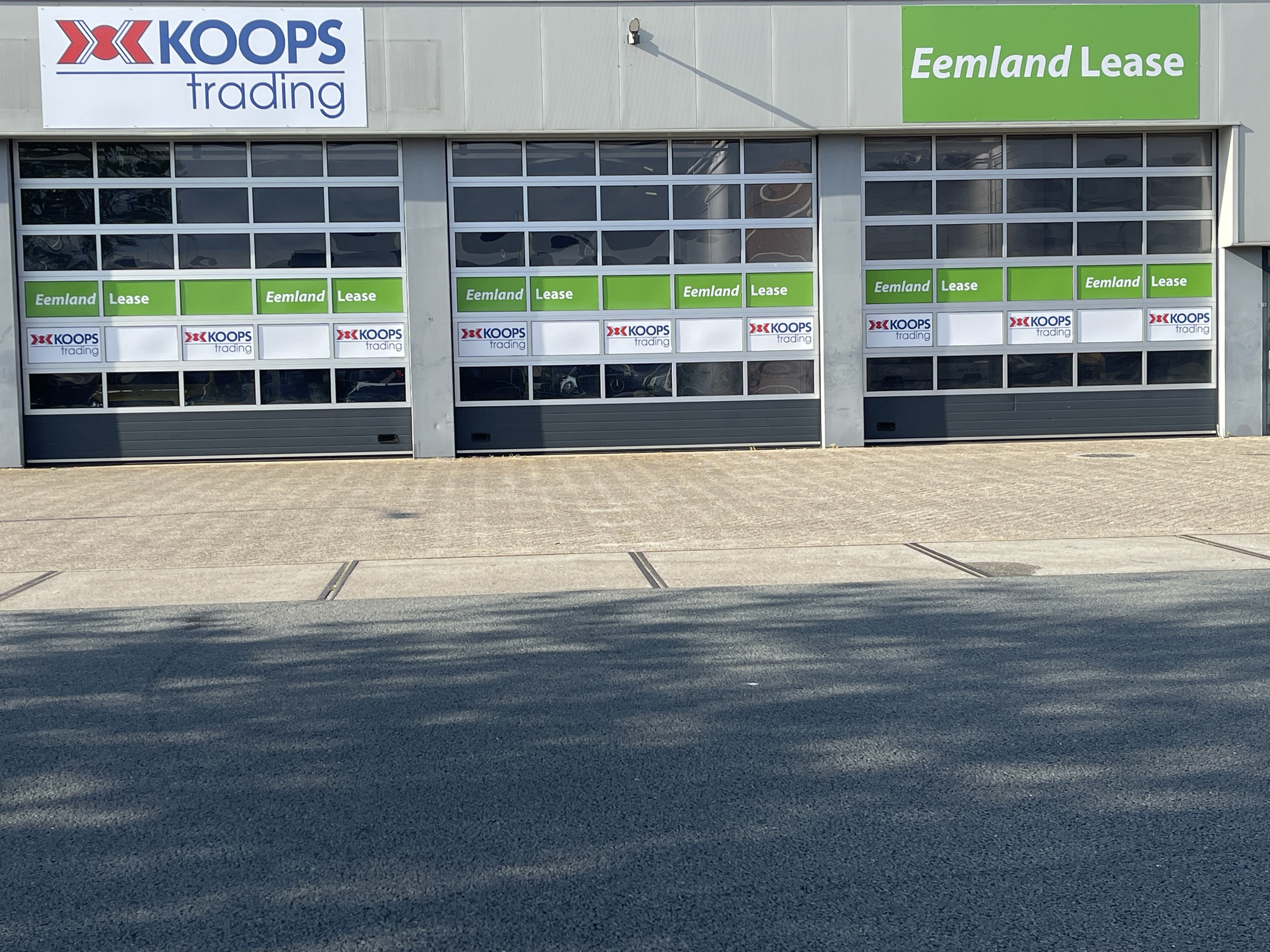 Koops Trading BV - vehicles for sale undefined: picture 1