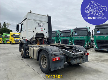 Tractor truck Mercedes-Benz Arocs 1943: picture 3