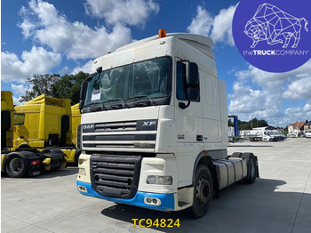 Tractor truck DAF XF 105 460