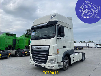 Tractor truck DAF XF