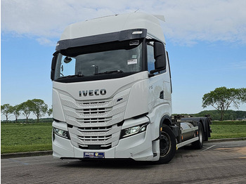 Container transporter/ Swap body truck IVECO S-WAY
