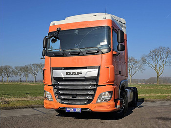 Tractor truck DAF XF 450