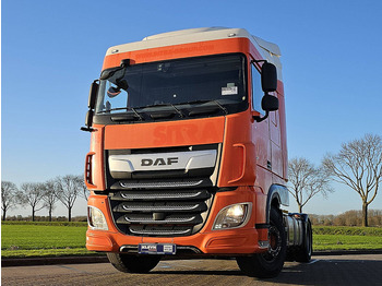 Tractor truck DAF XF 450