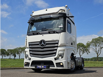 Tractor truck MERCEDES-BENZ Actros 1845