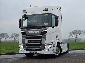 Tractor truck SCANIA R 460