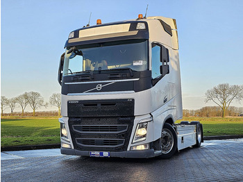 Tractor truck VOLVO FH 460