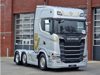 Tractor truck SCANIA S 660 V8
