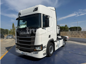 Tractor truck SCANIA R 450