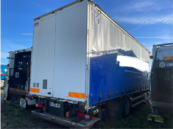 Curtain side truck Renault Premium: picture 3 Curtain side truck Renault Premium: picture 3