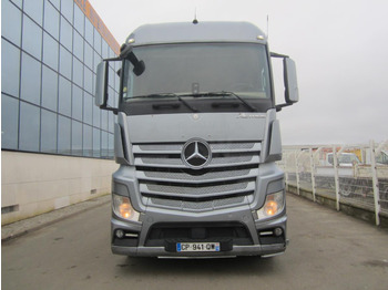 Tractor truck Mercedes Actros 1845: picture 2 Tractor truck Mercedes Actros 1845: picture 2