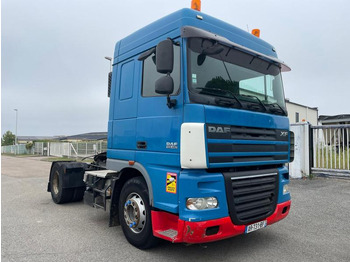 Tractor truck DAF XF 105 460