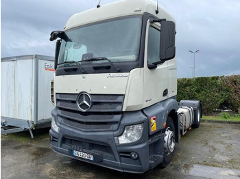 Tractor truck MERCEDES-BENZ Actros 1843