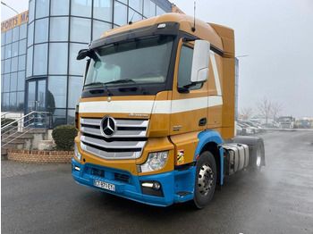 Tractor truck MERCEDES-BENZ Actros 1845