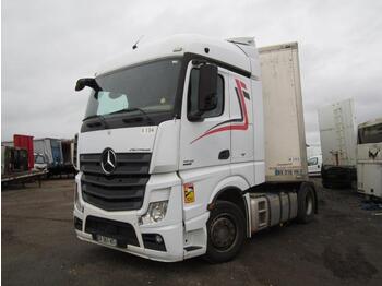 Tractor truck MERCEDES-BENZ Actros 1845