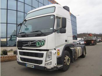 Tractor truck VOLVO FM 450