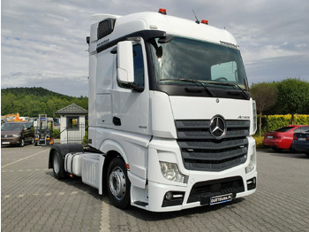 Tractor truck MERCEDES-BENZ Actros 1845