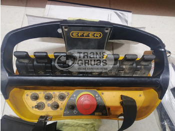 Truck mounted crane EFFER
