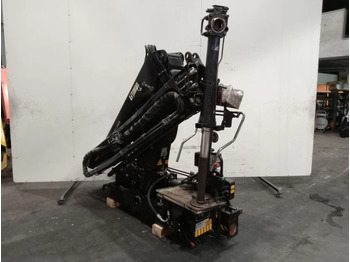 Truck mounted crane HIAB