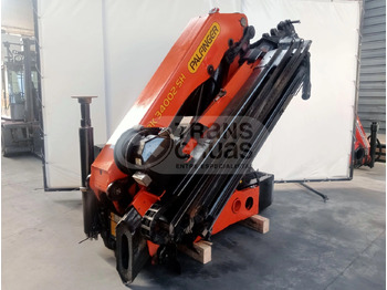 Truck mounted crane PALFINGER