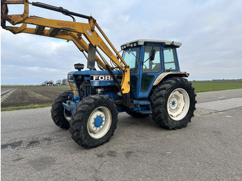 Farm tractor FORD
