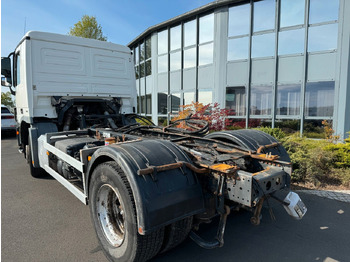 Cab chassis truck Mercedes-Benz Actros 1832 MP 3 Mercedes-Benz Actros 1832 MP 3: picture 3