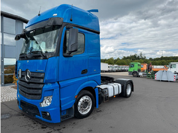 Tractor truck MERCEDES-BENZ Actros 1845