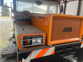 Pushback tractor ATA 8500 4X4: picture 2