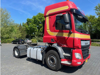 Tractor truck DAF CF 440