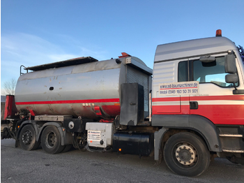 Asphalt distributor MAN TGA 26.480
