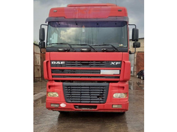 Tractor truck DAF XF 95 430